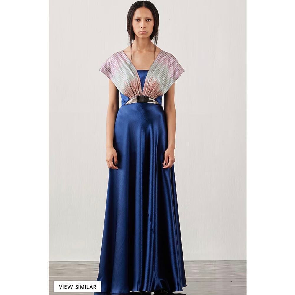 AKHL blue hand-embroidered gradient yoke gown - size 6